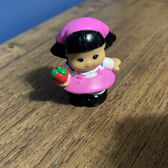 Fisher-Price Little People Blue and Red Action Figures Playset - Picture 9 of 11